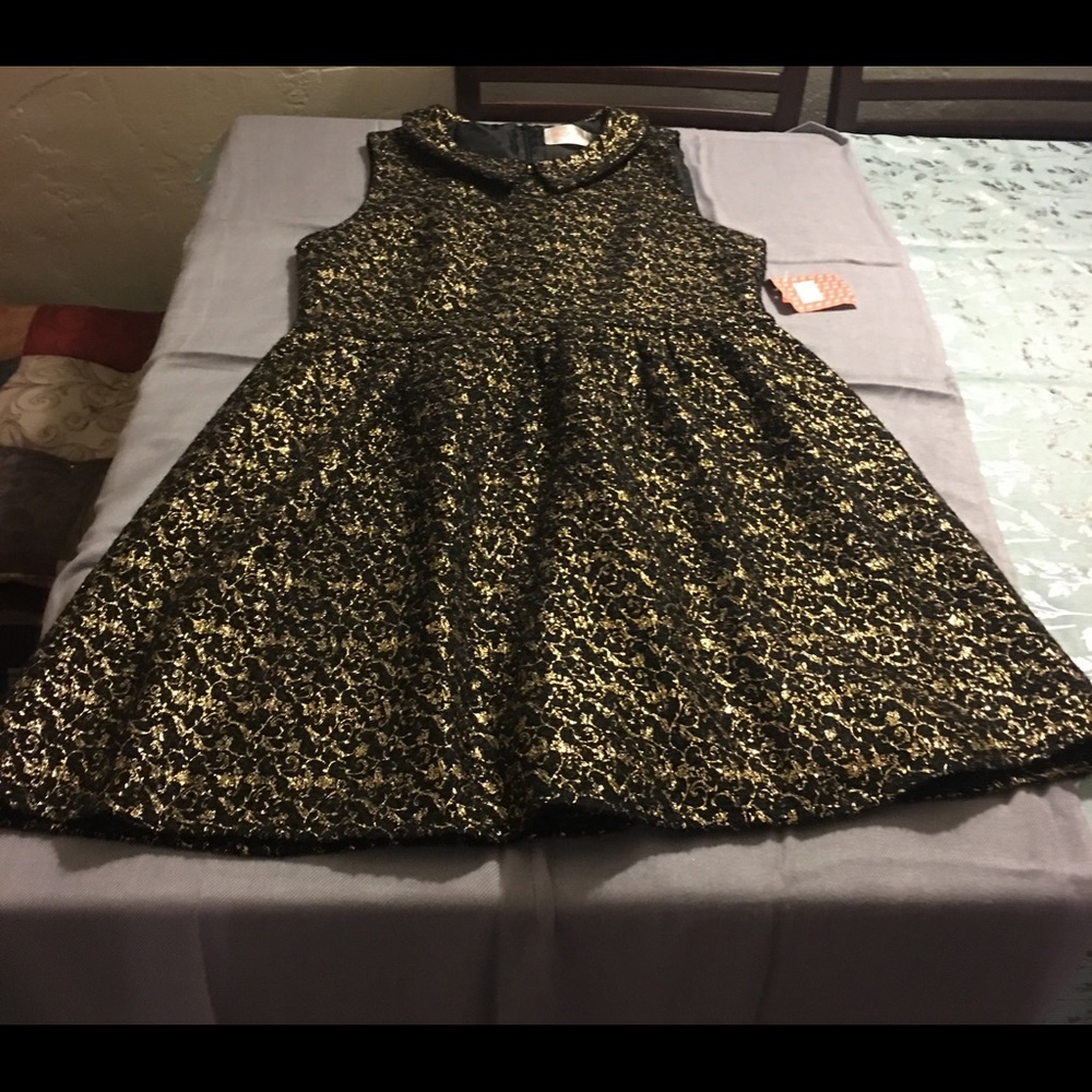 Moon sleeveless  Cocktail Dress , Size L , New